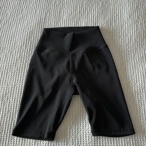 ZYIA Active Ribbed Black Biker Shorts